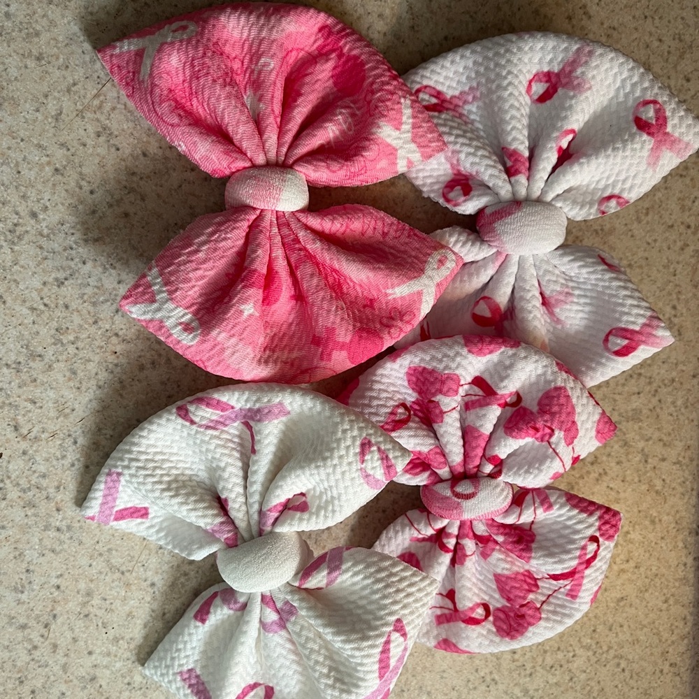 Fabric bows for girls